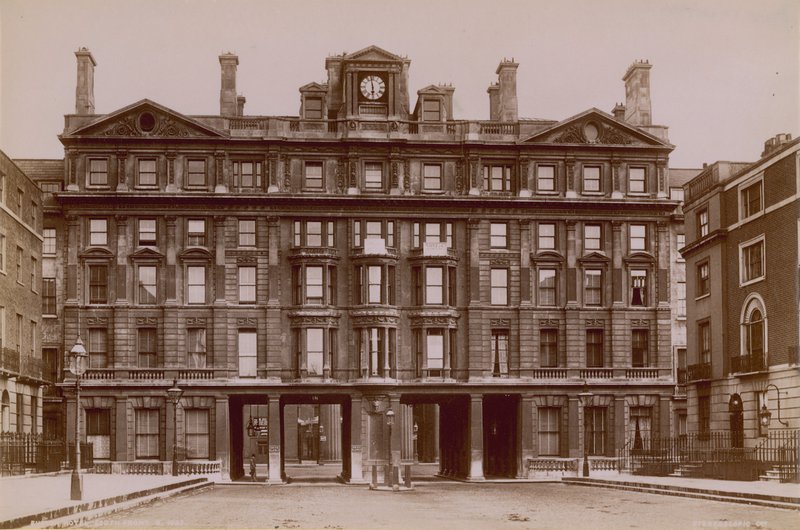 Hotel Euston, Londres, fachada sur de English Photographer