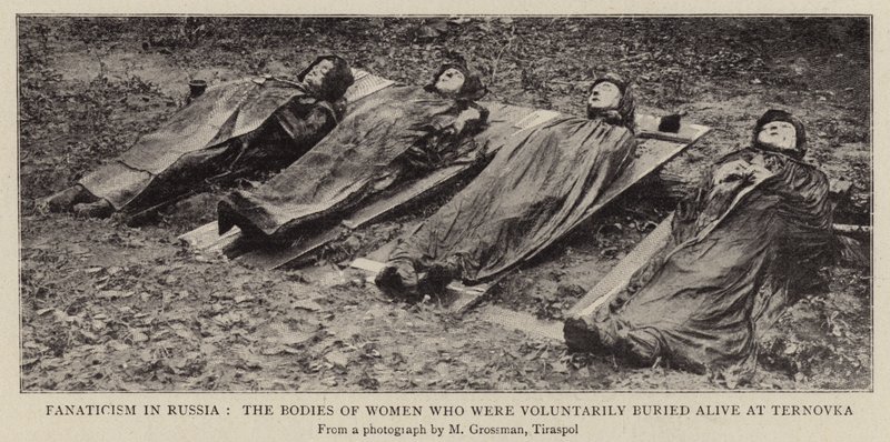 Fanatismo en Rusia, los Cuerpos de Mujeres que fueron Enterradas Vivas Voluntariamente en Ternovka de English Photographer