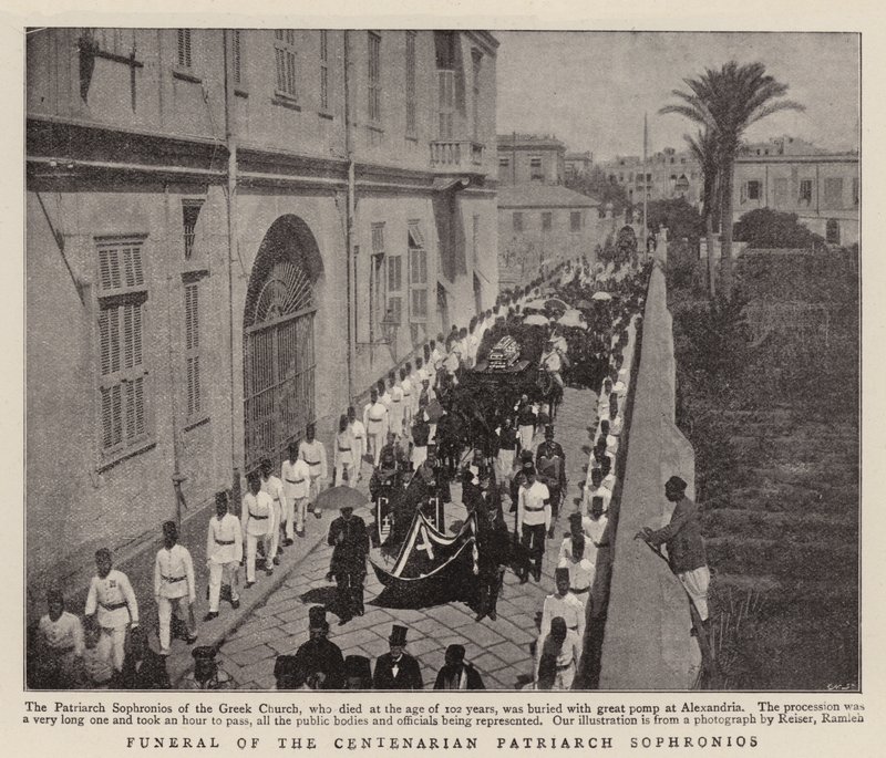 Funeral del patriarca centenario Sophronios de English Photographer