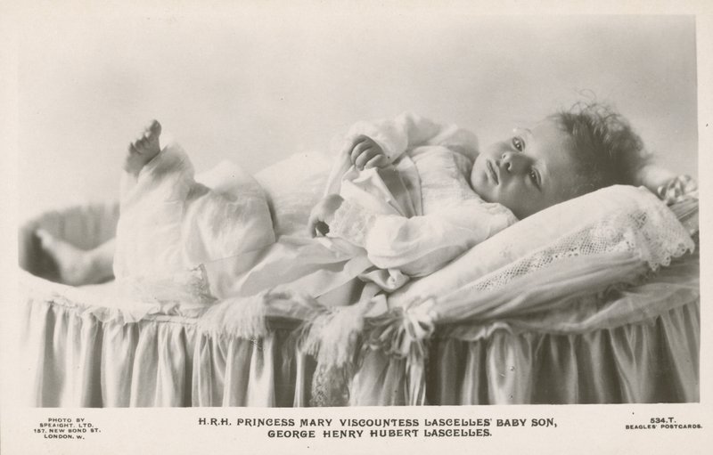 George Lascelles de bebé de English Photographer