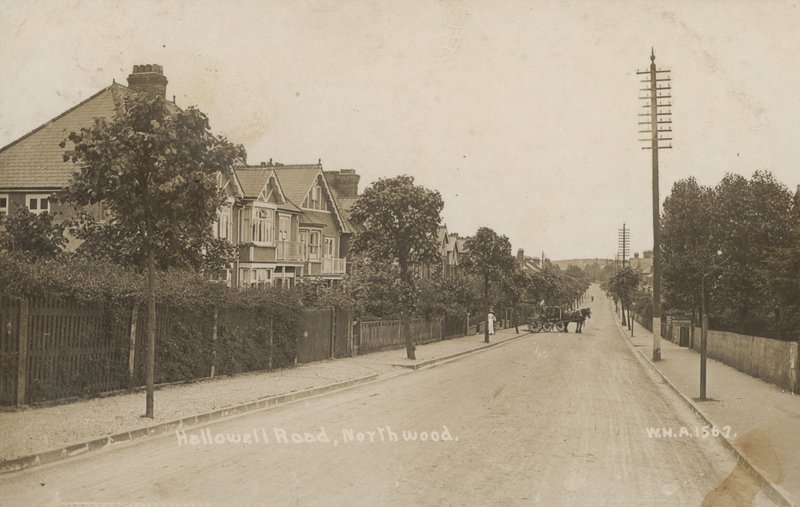 Hallowell Road, Northwood, cerca de Londres (foto en b/n) de English Photographer