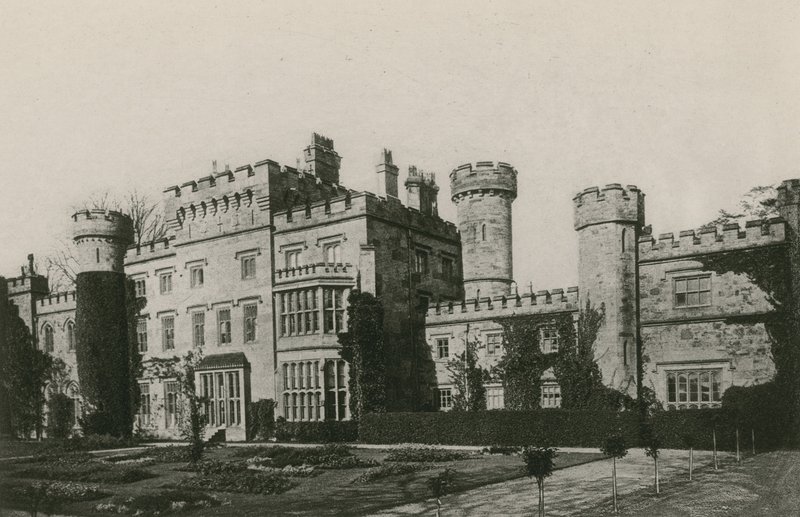 Castillo de Hawarden de English Photographer
