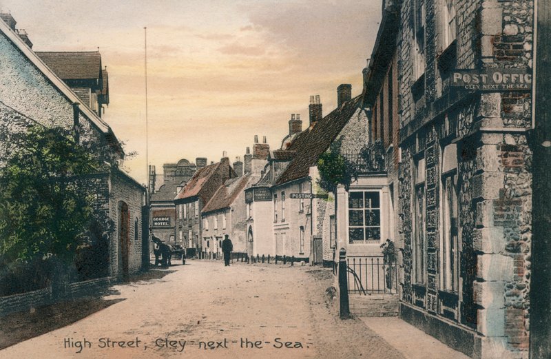 High Street, Cley-Next-The-Sea, Norfolk de English Photographer