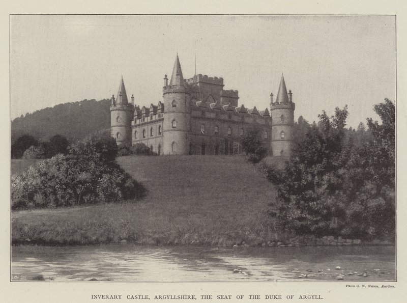 Castillo de Inverary, Argyllshire, la Residencia del Duque de Argyll de English Photographer