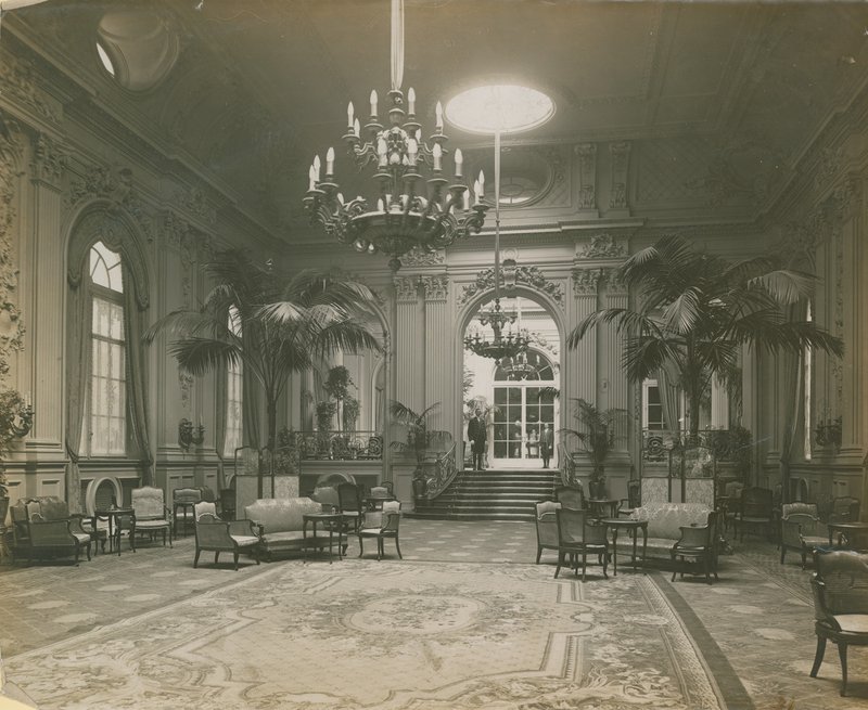 Vestíbulo del Hotel Cecil, Londres de English Photographer