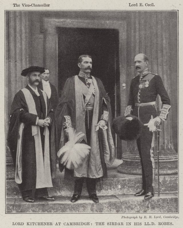 Lord Kitchener en Cambridge, el Sirdar con sus ropas de LLD de English Photographer