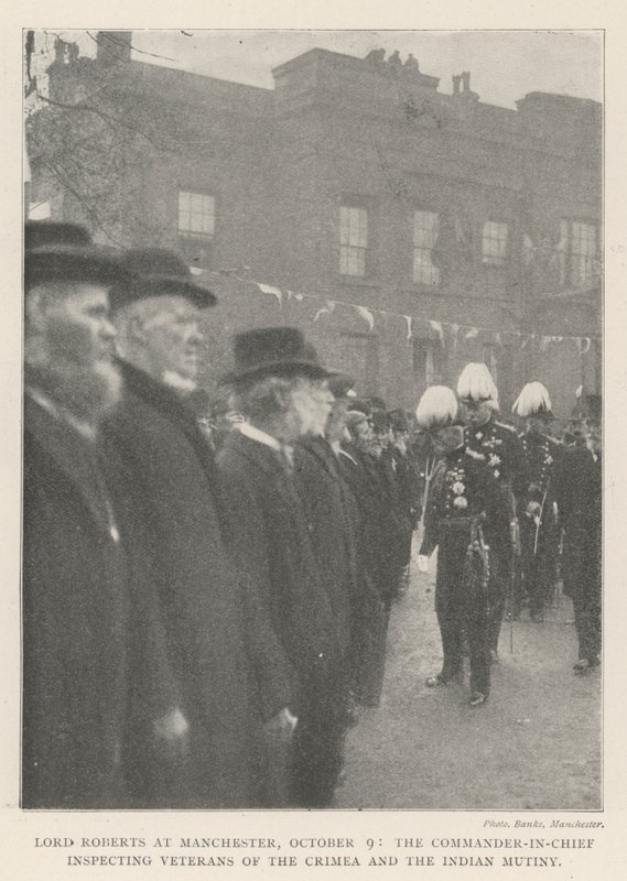 Lord Roberts en Manchester, 9 de octubre, el Comandante en Jefe inspeccionando a los veteranos de Crimea y la Rebelión India de English Photographer