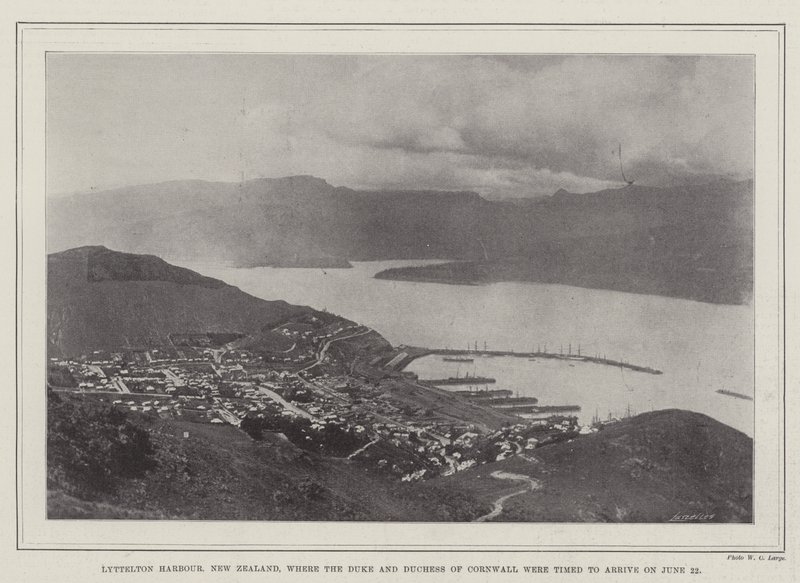 Puerto de Lyttelton, Nueva Zelanda, donde el Duque y la Duquesa de Cornualles estaban programados para llegar el 22 de junio de English Photographer
