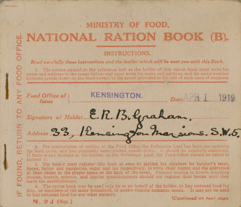 Libro Nacional de Racionamiento del Ministerio de Alimentos de English Photographer