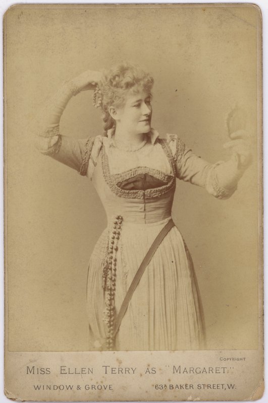 Miss Ellen Terry como Margaret (foto b/n) de English Photographer