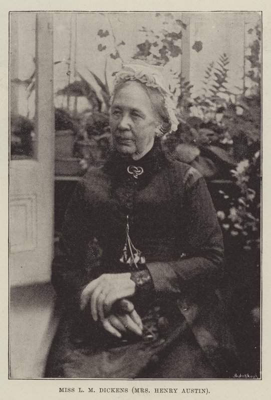 Miss L M Dickens (Mrs Henry Austin) de English Photographer