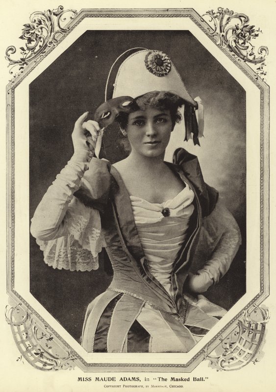 Señorita Maude Adams, en The Masked Ball de English Photographer