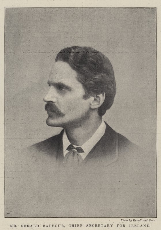 El Sr. Gerald Balfour, Secretario Principal para Irlanda de English Photographer
