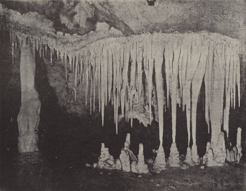 Gruta de Nellie, Cuevas de Jenolan de English Photographer