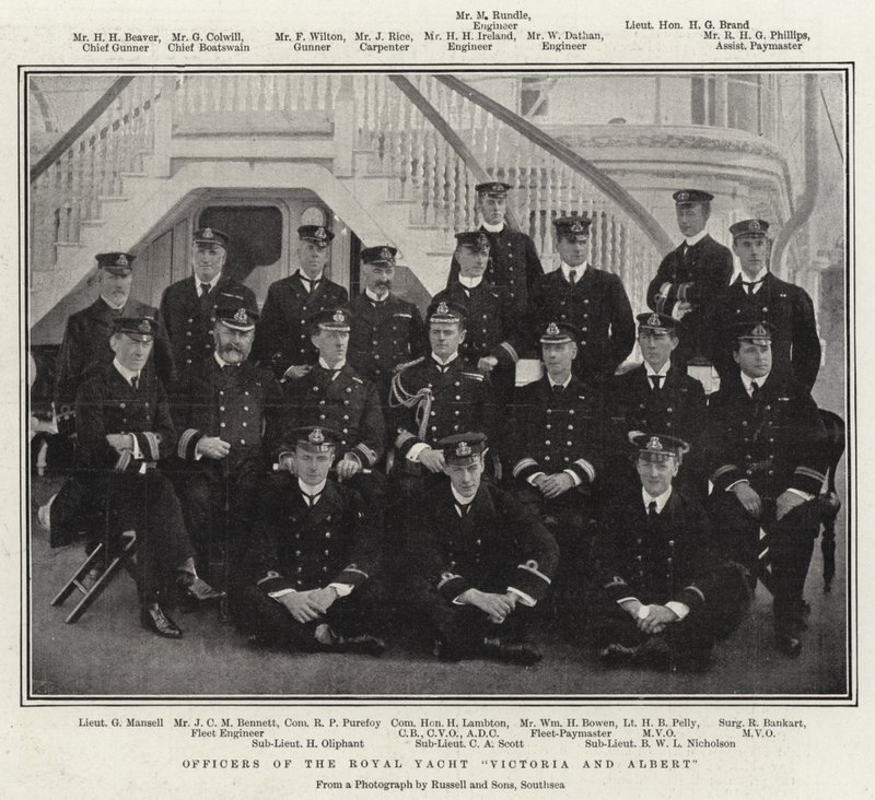 Oficiales del yate real Victoria y Albert de English Photographer