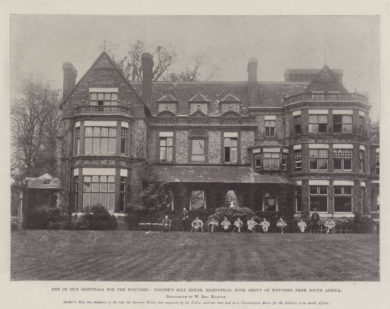 Uno de Nuestros Hospitales para los Heridos, Golders Hill House, Hampstead, con Grupo de Heridos de Sudáfrica de English Photographer
