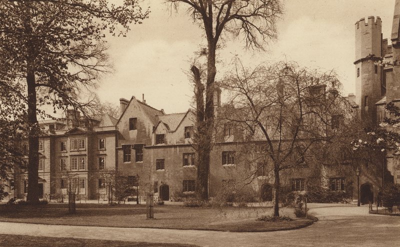 Oxford: Balliol College, el lado oeste del Garden Quadrangle (foto b/n) de English Photographer