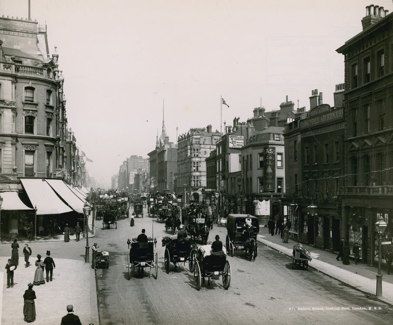 Oxford Street, Londres, mirando al este de English Photographer