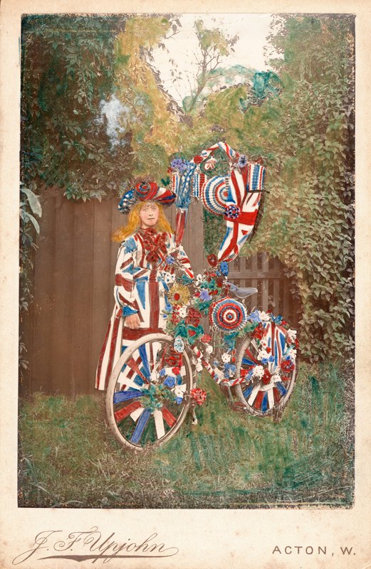 Ciclista patriótico de English Photographer