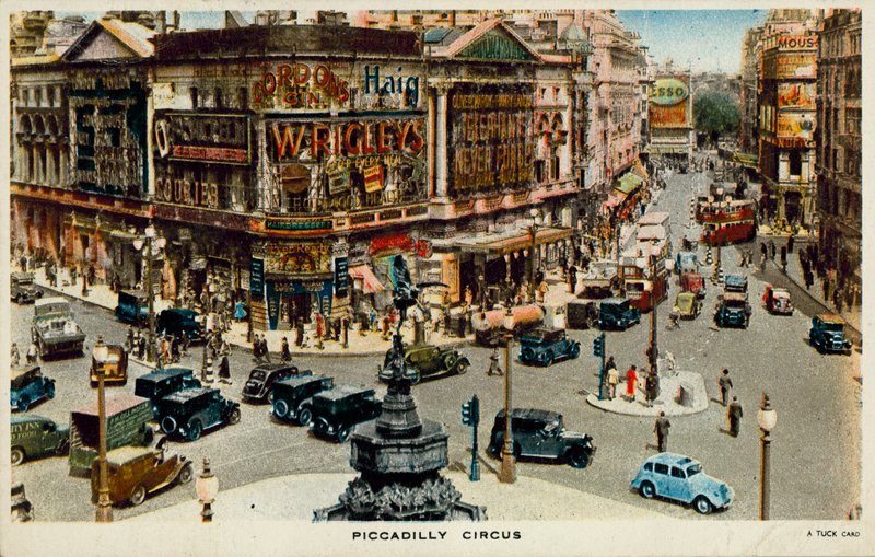 Piccadilly Circus, Londres de English Photographer