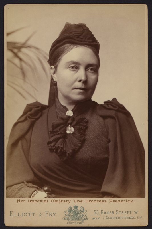 Retrato, Victoria, Princesa Real, que se casó con el Emperador Federico III de Alemania de English Photographer