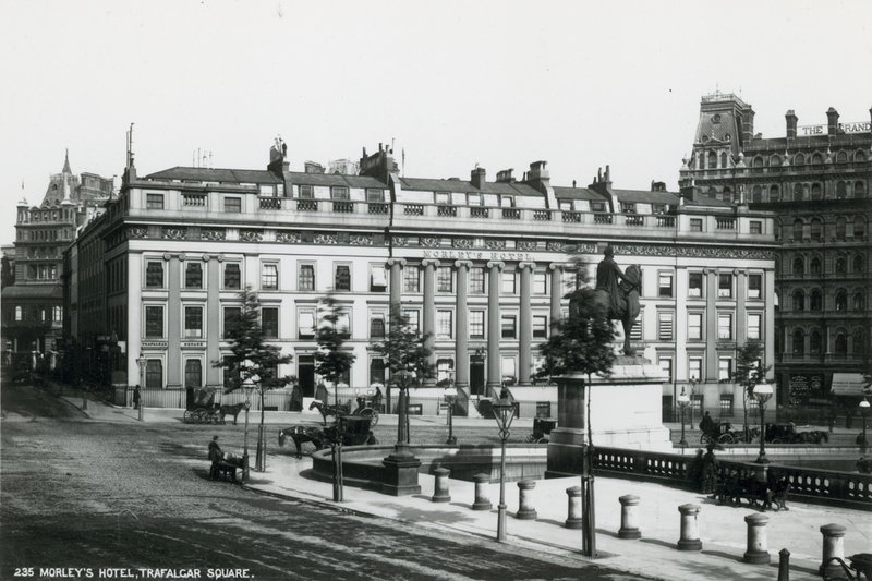 Postal con imagen del Hotel Morley de English Photographer