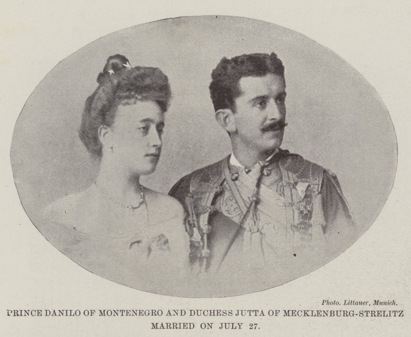 Príncipe Danilo de Montenegro y Duquesa Jutta de Mecklenburg-Strelitz casados el 27 de julio de English Photographer