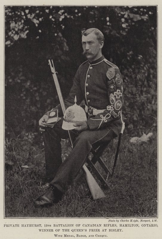 Soldado Hayhurst, 13º Batallón de Rifles Canadienses, Hamilton, Ontario, Ganador del Premio de la Reina en Bisley, con Medalla, Insignia y Cheque de English Photographer