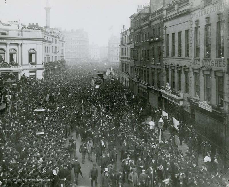 Demostración de reforma, 21 de julio de 1884, fotografía de English Photographer