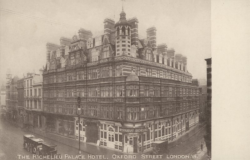 Hotel Richelieu Palace, Oxford Street, Londres W (foto en b/n) de English Photographer