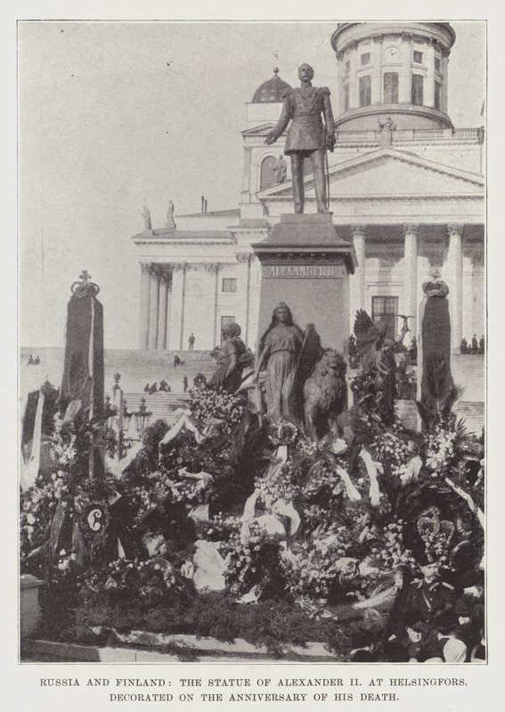 Rusia y Finlandia, la estatua de Alejandro II en Helsingfors, decorada en el aniversario de su muerte de English Photographer