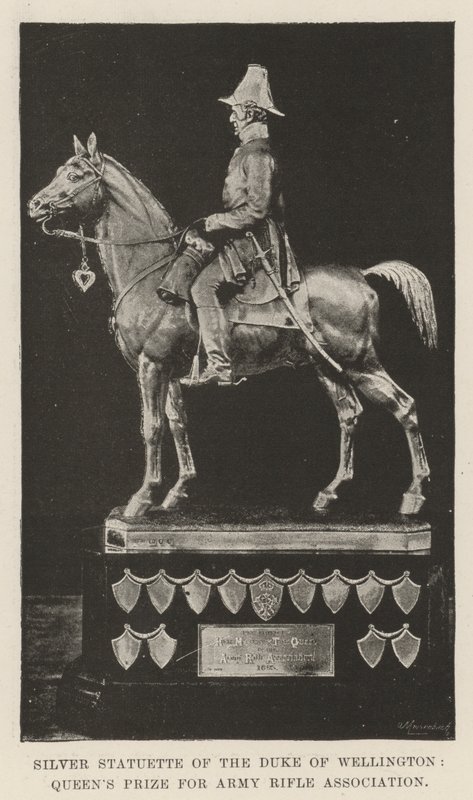 Estatuilla de plata del Duque de Wellington, Premio de la Reina para la Asociación de Rifles del Ejército de English Photographer