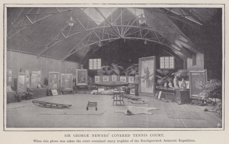 Pista de tenis cubierta Sir George Newnes (foto b/n) de English Photographer