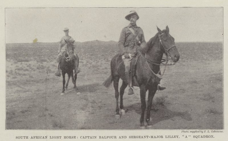 Caballería Ligera Sudafricana, Capitán Balfour y Sargento Mayor Lilley, Escuadrón A de English Photographer