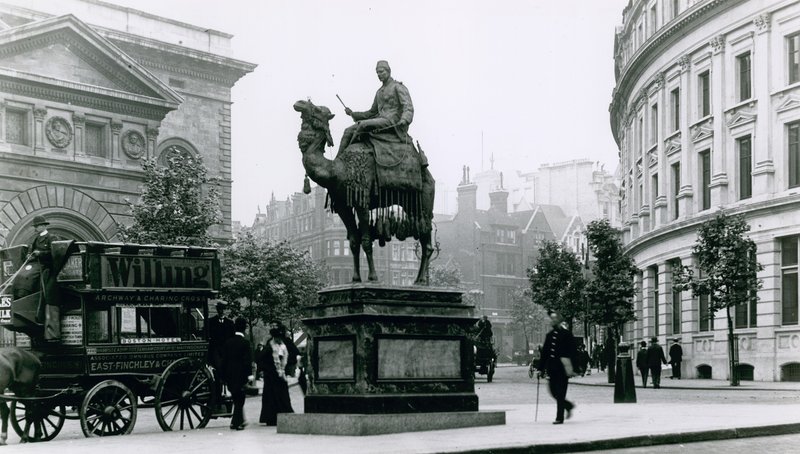 St Martins Place, Londres de English Photographer