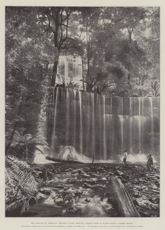 El avance de Tasmania, las cataratas de Russell, mostrando el flujo promedio de agua durante la temporada de verano de English Photographer