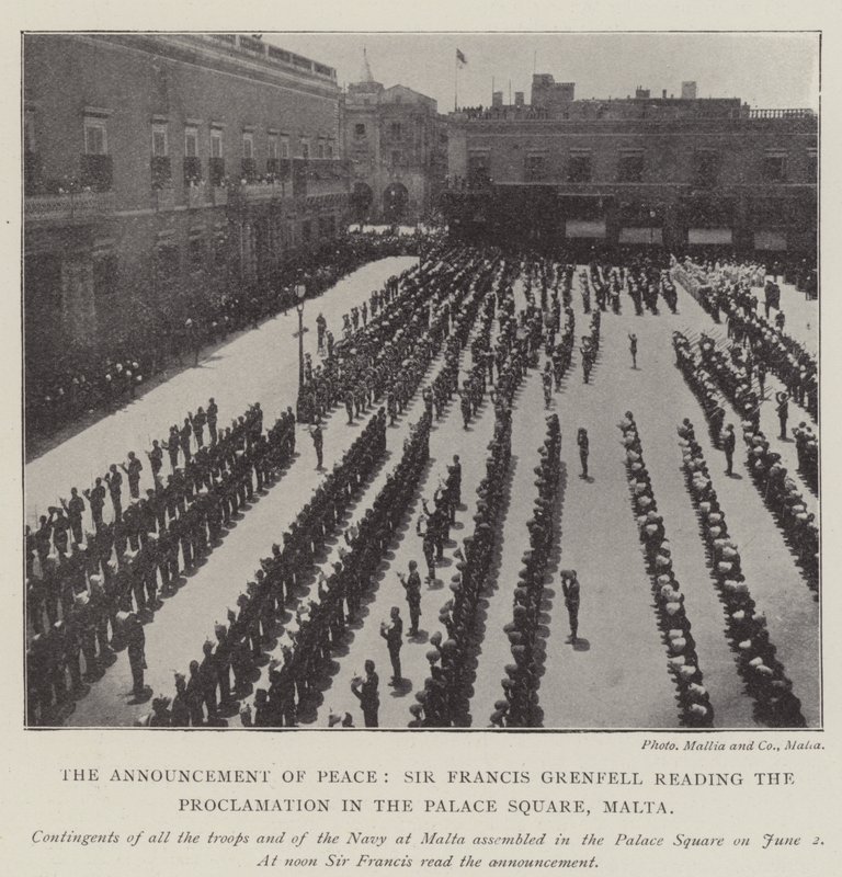 El anuncio de la paz, Sir Francis Grenfell leyendo la proclamación en la Plaza del Palacio, Malta de English Photographer