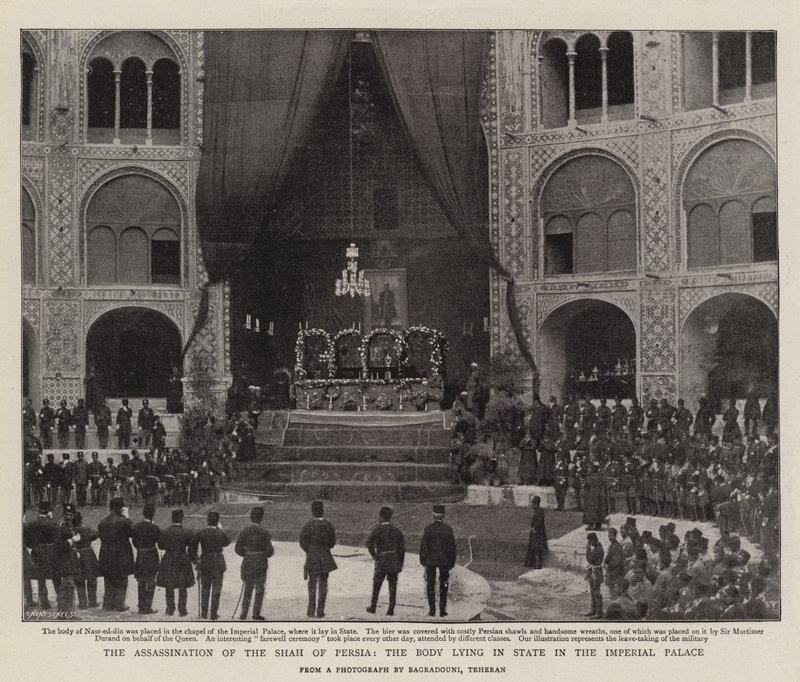 El Asesinato del Shah de Persia, el Cuerpo en Estado en el Palacio Imperial de English Photographer