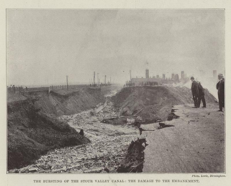 La ruptura del canal del valle de Stour, el daño al terraplén de English Photographer