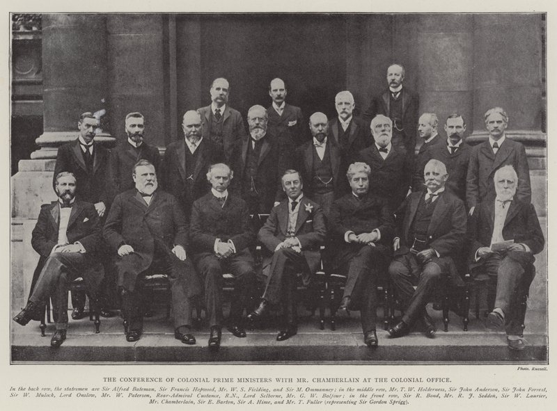La conferencia de primeros ministros coloniales con el Sr. Chamberlain en la Oficina Colonial de English Photographer