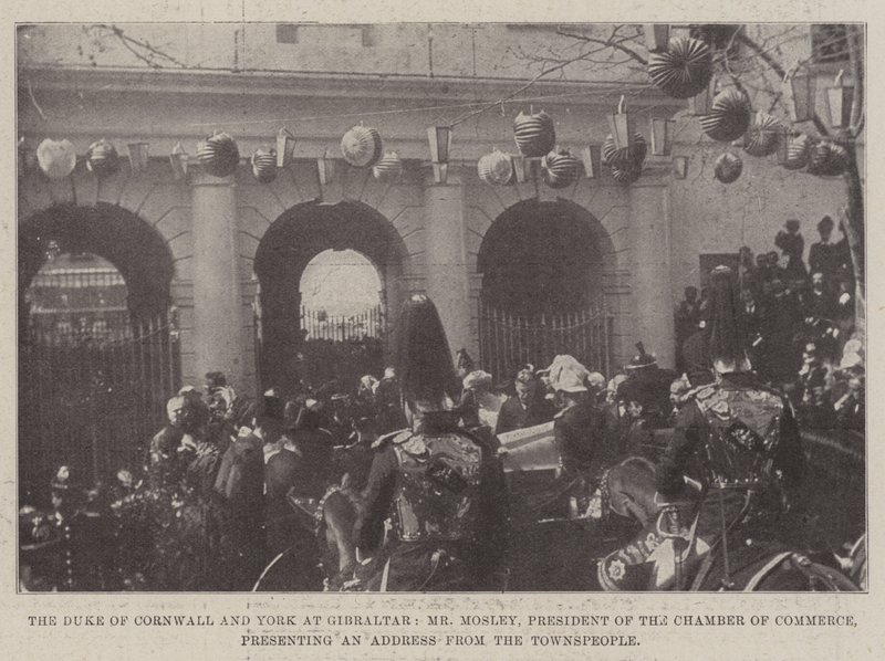 El Duque de Cornwall y York en Gibraltar, el Sr. Mosley, Presidente de la Cámara de Comercio, presentando una Dirección de los Ciudadanos de English Photographer