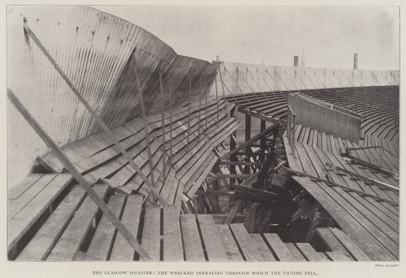 El desastre de Glasgow, la terraza destrozada por la que cayeron las víctimas de English Photographer