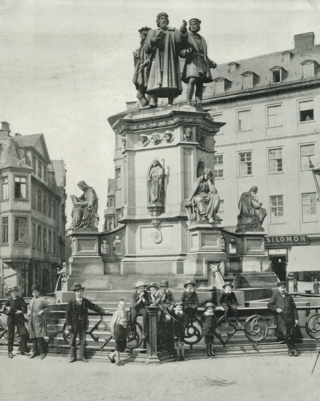 El Monumento a Gutenberg, Fráncfort de English Photographer