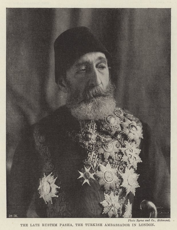 El difunto Rustem Pasha, embajador turco en Londres de English Photographer