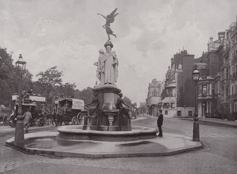 La Fuente Memorial en Park Lane de English Photographer