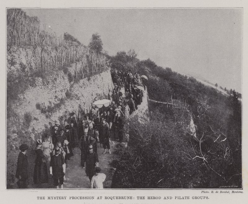 La procesión del misterio en Roquebrune, los grupos de Herodes y Pilato de English Photographer