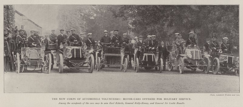 El nuevo cuerpo de voluntarios automovilísticos, automóviles ofrecidos para el servicio militar de English Photographer