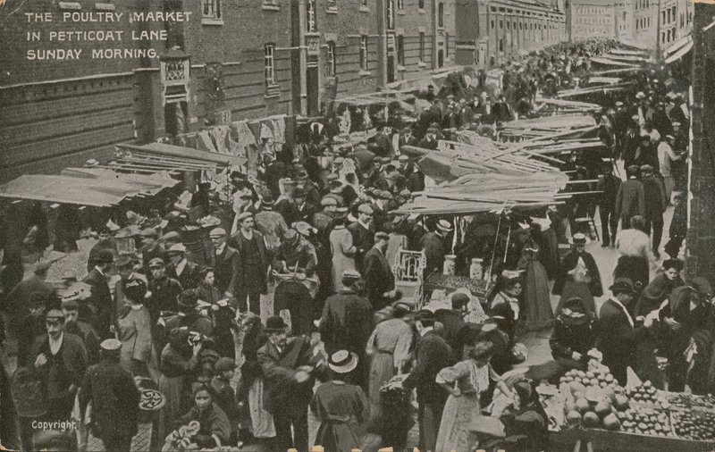 El Mercado de Aves, Petticoat Lane, domingo por la mañana de English Photographer