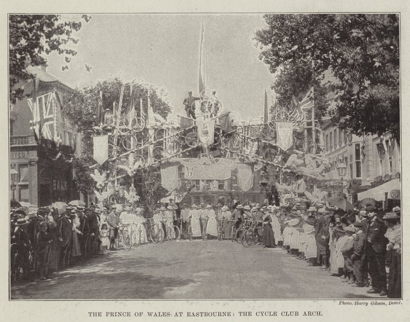 El Príncipe de Gales en Eastbourne, el Arco del Club de Ciclismo de English Photographer