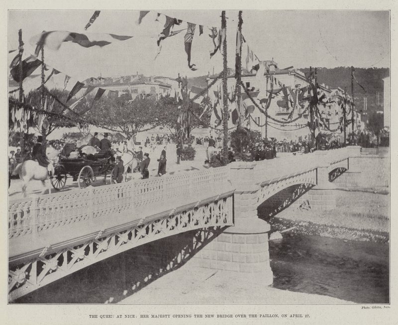 La Reina en Niza, Su Majestad inaugurando el nuevo puente sobre el Paillon, el 27 de abril de English Photographer